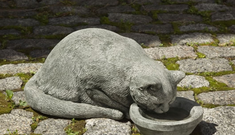 stone cat statue garden