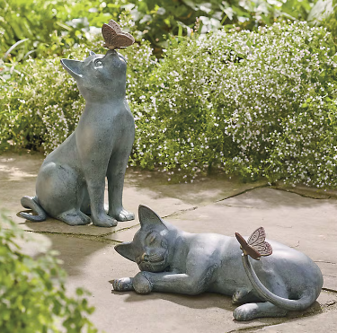 curious cat garden statue
