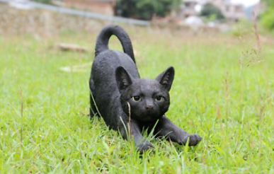 black cat statue for garden