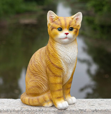 orange tabby cat statue