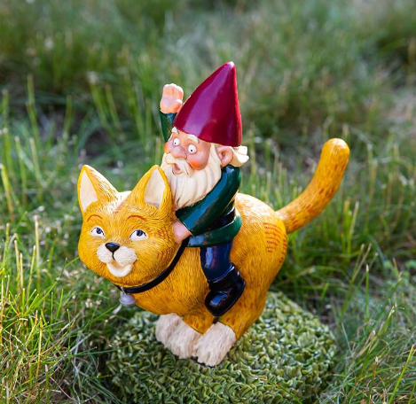 cat garden gnome