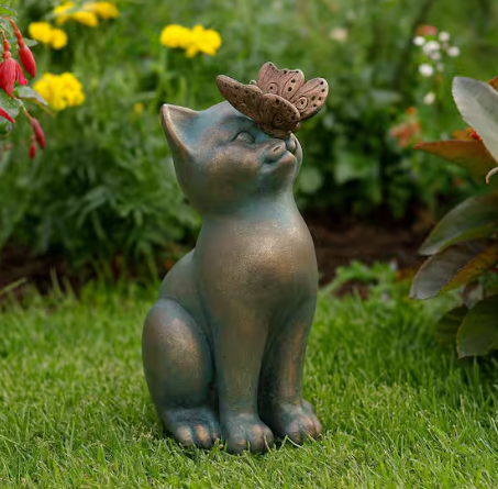 resin cat statue