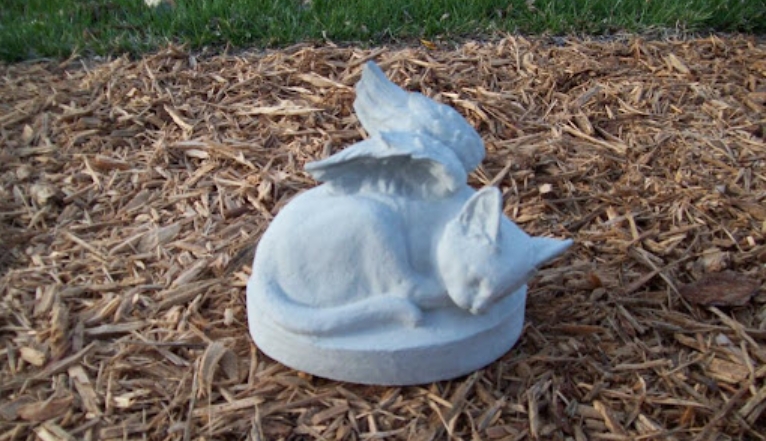 cat angel memorial statue