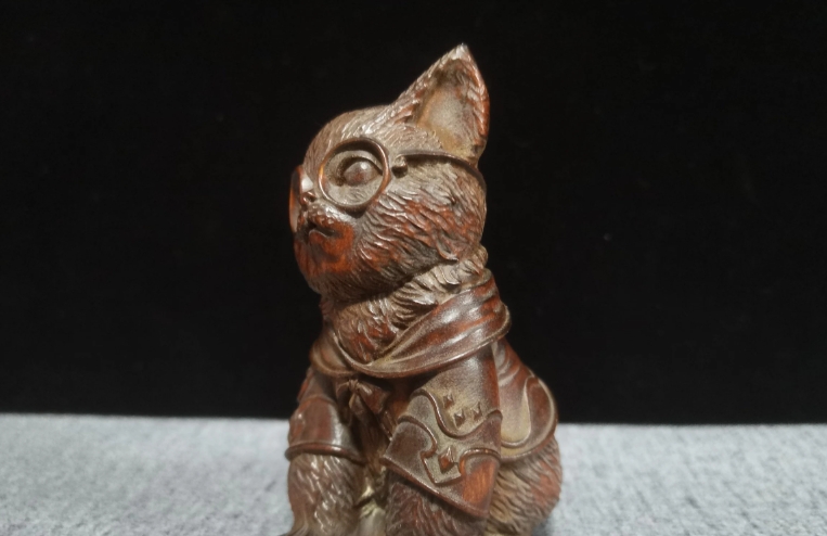 cat chinese statue