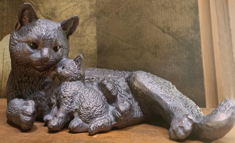 cat with butterfly garden statue