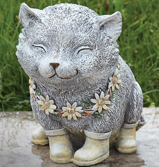 cat garden figurine