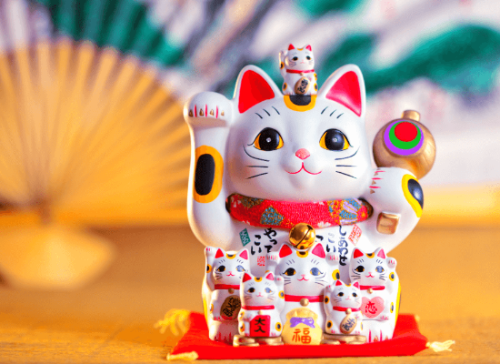 asian cat sculpture