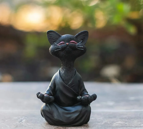 buddha cat figurine