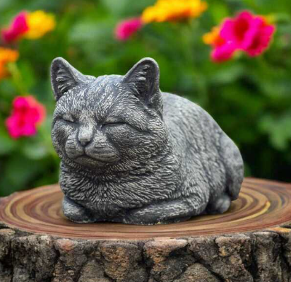 concrete cat statue