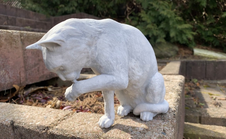 concrete cats for garden