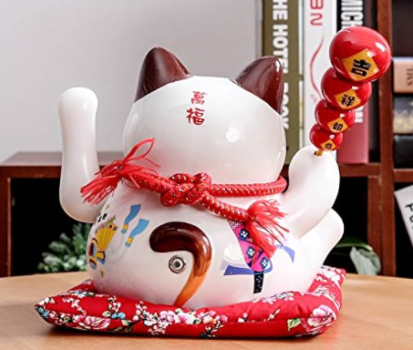 large maneki neko statue