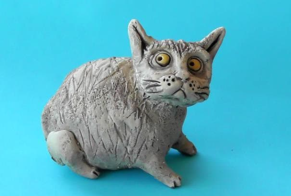 ugly cat statue