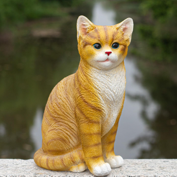 resin cat sculpture