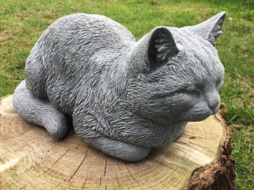 stone cat ornament