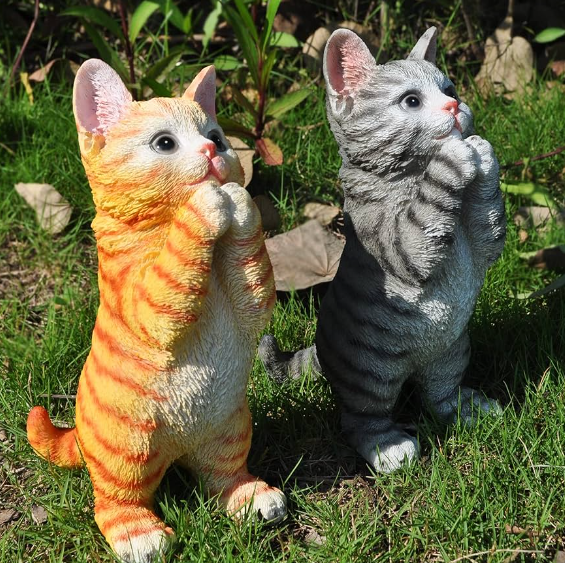 tabby cat sculpture