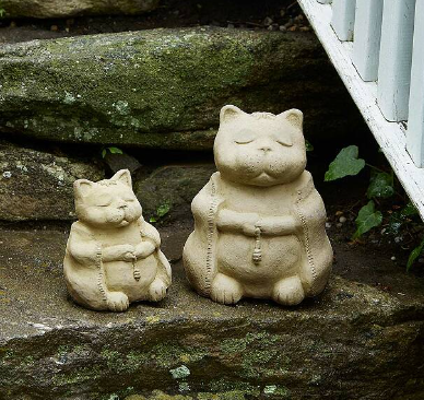 zen cat garden statue