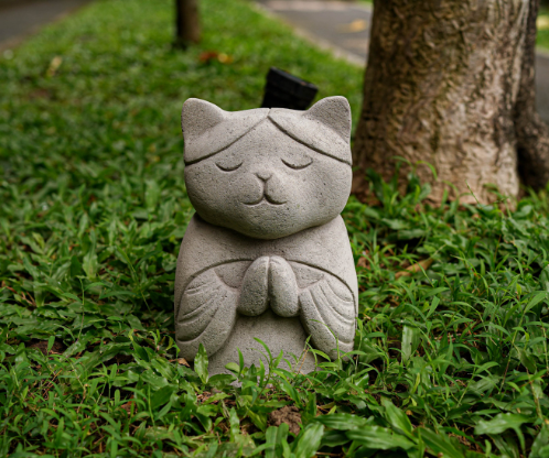 zen cat garden sculpture