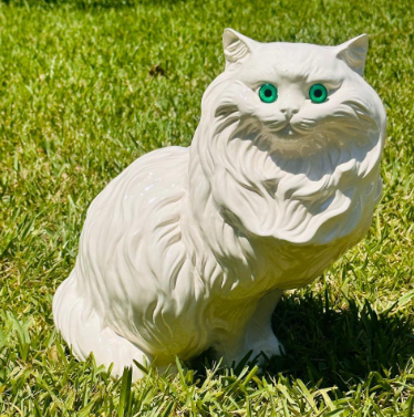 white persian cat statue